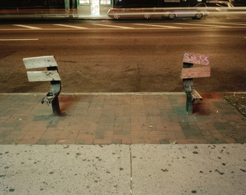 galleries/2009/10/15/mean-streets-haunting-photos-of-america-s-forgotten-cities/steacy---inner-city---8_qdh84o