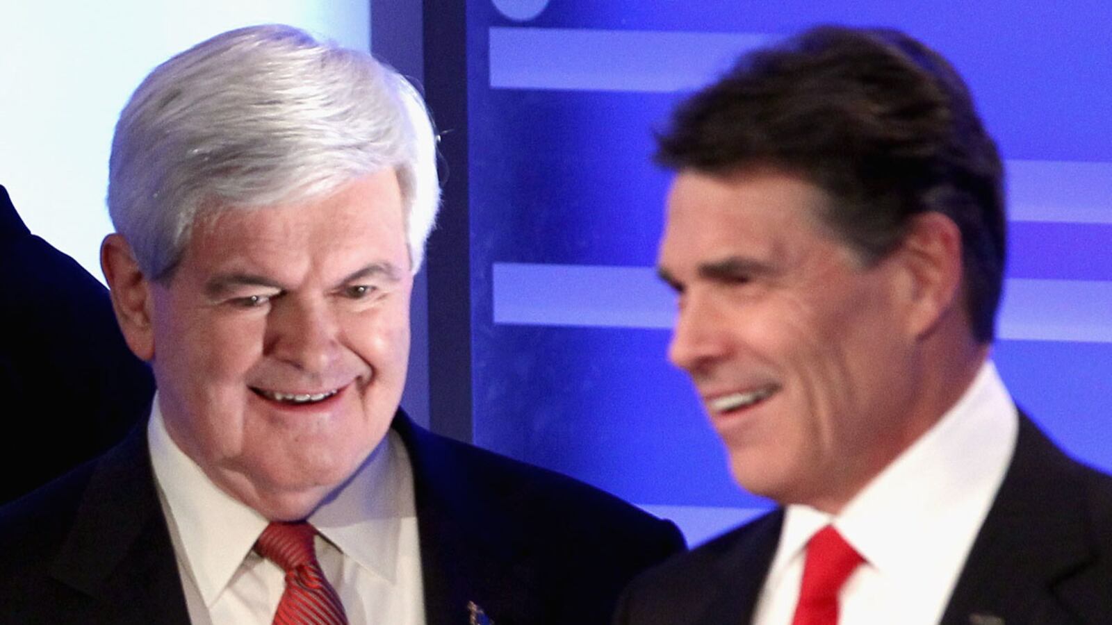 cheats/2012/01/11/romney-camp-fends-off-bain-attacks/gingrich-perry-attack-romney-bain-cheat_vvisyi