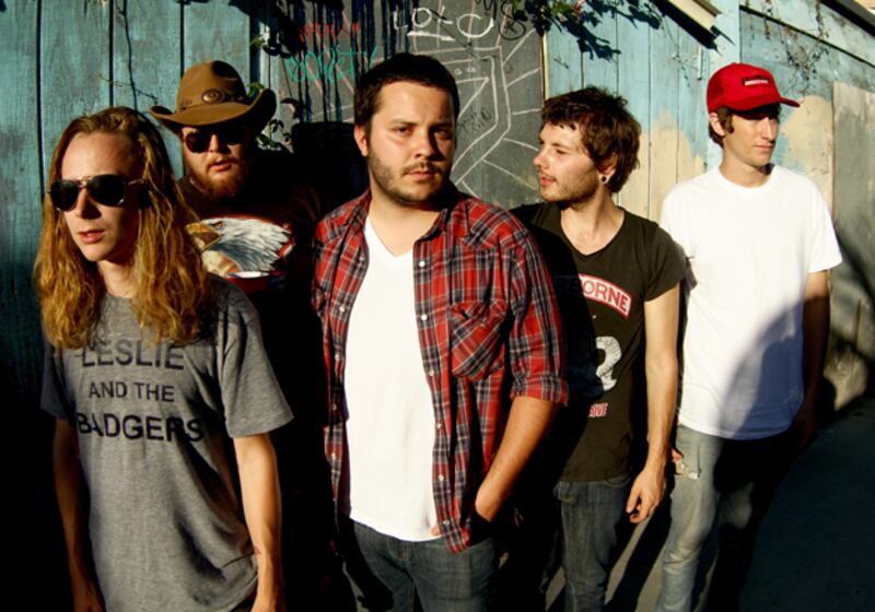 galleries/2011/02/18/music-s-top-10-rising-stars/music-up-comers---olin-and-the-moon_iwdpws