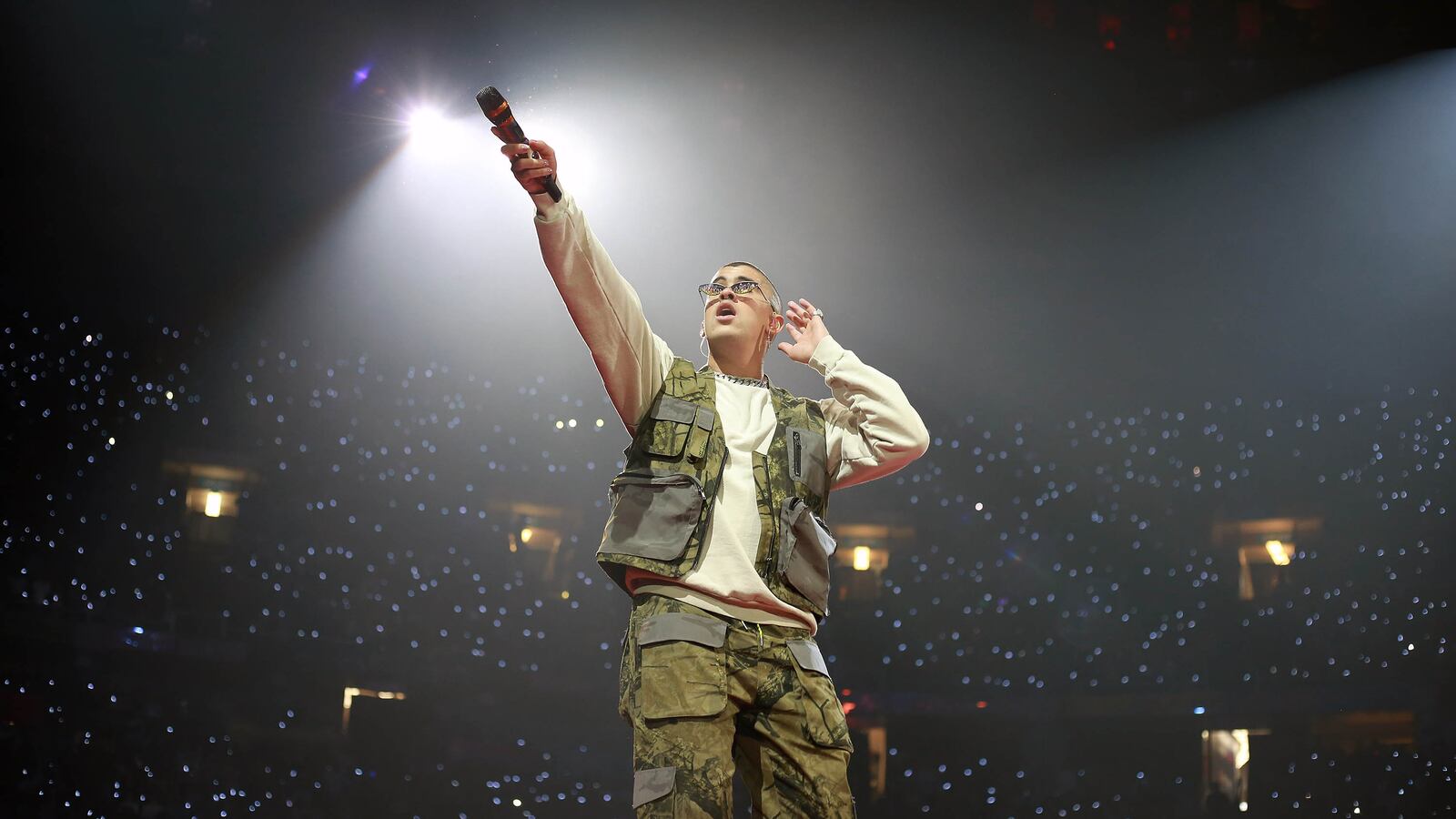 201210-Isidro-bad-bunny-tease_gbuyup