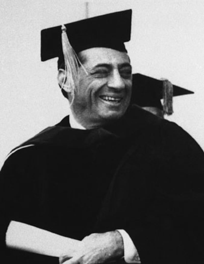 galleries/2010/05/14/the-30-all-time-graduation-speakers/commencement-speakers---mario-cuomo_ogpaew