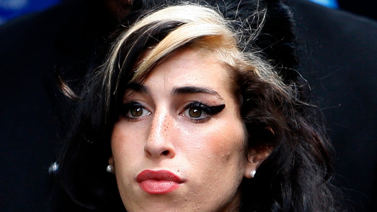 cheats/2011/08/23/no-illegal-drugs-in-winehouse-autopsy/amy-winehouse-autopsy-cs_uuswaf