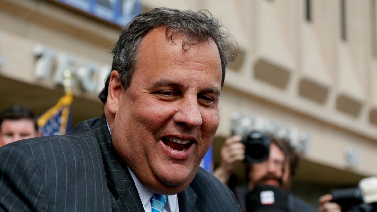 articles/2013/05/08/chris-christie-deflects-lap-band-attention-with-new-video/dickson-christie-video_ltfm3z