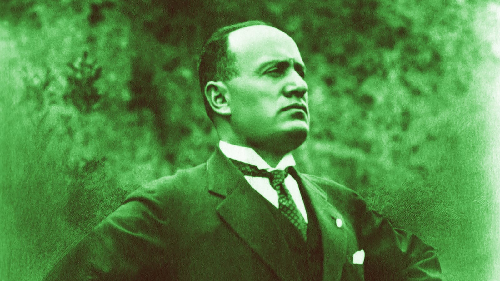 articles/2015/04/12/the-untold-story-of-mussolini-s-fake-diaries/150411-irving-mussolini-tease_uyhilf