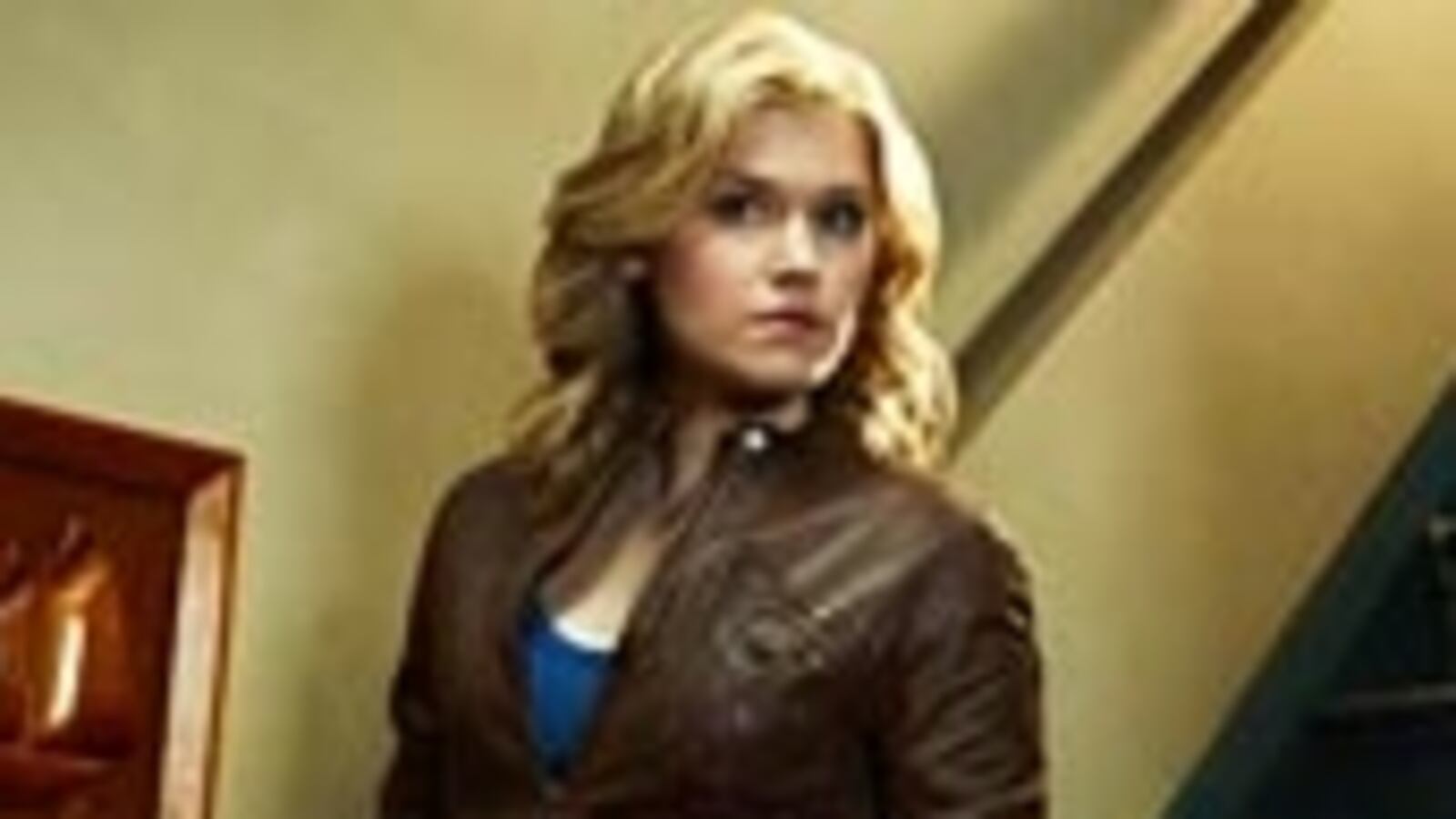 articles/2010/07/08/stephen-kings-haven-on-syfy-is-it-the-next-twin-peaks/lacob-haven_112258_f9zhdp