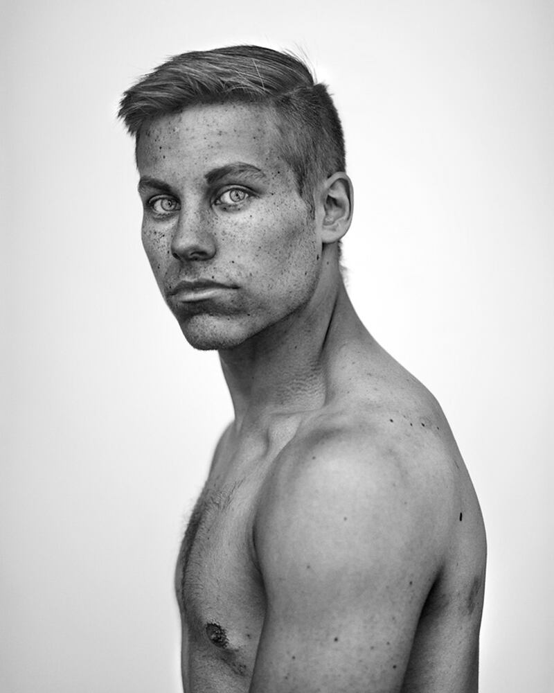 galleries/2014/01/16/nir-arieli-s-inframen-opens-at-daniel-cooney-fine-art/nir-arieli-garth_sx52yd