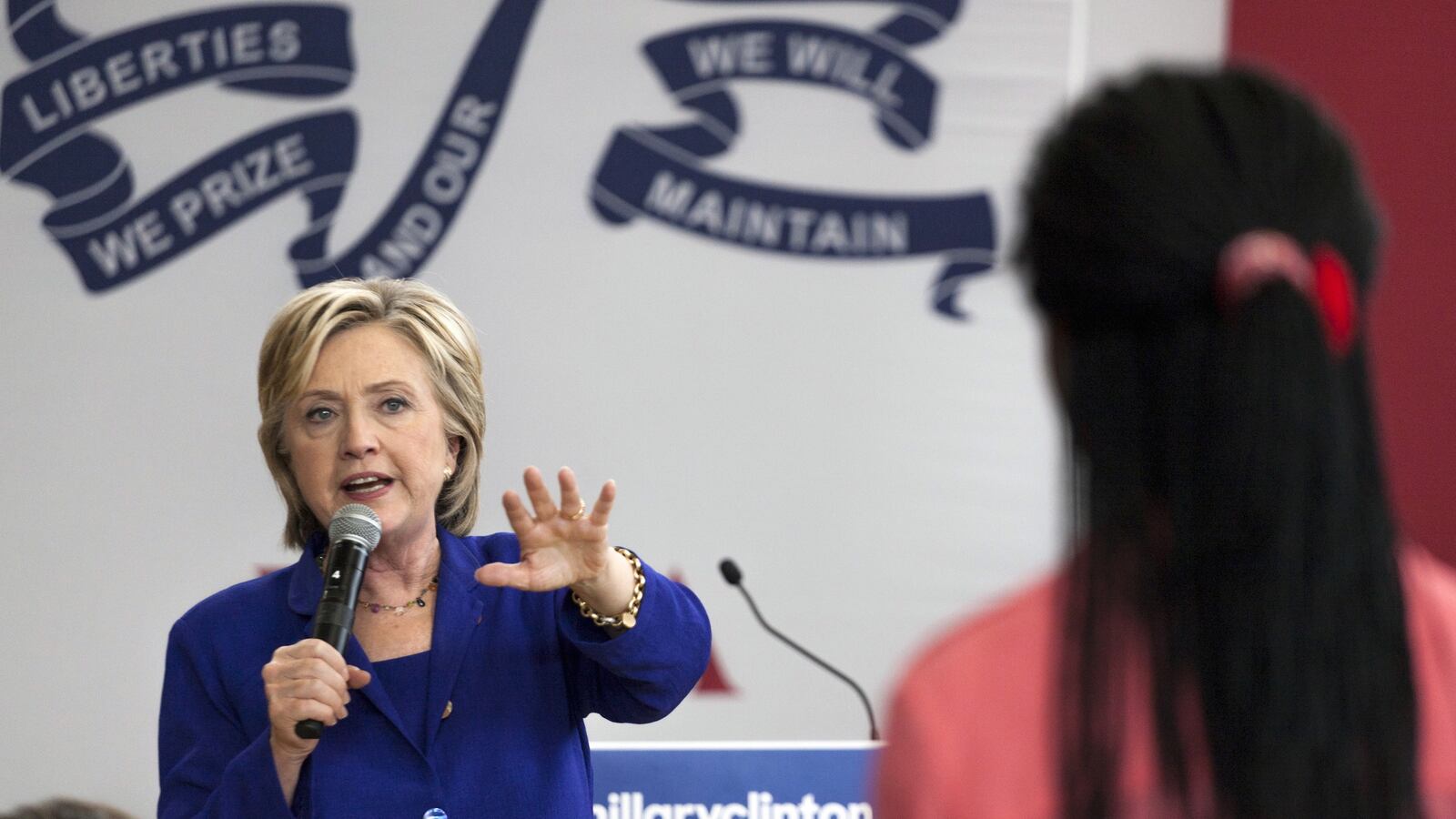 cheats/2015/09/22/fbi-personal-emails-from-hillary-server/150922-hillaryemail-cheat_gyzqbo