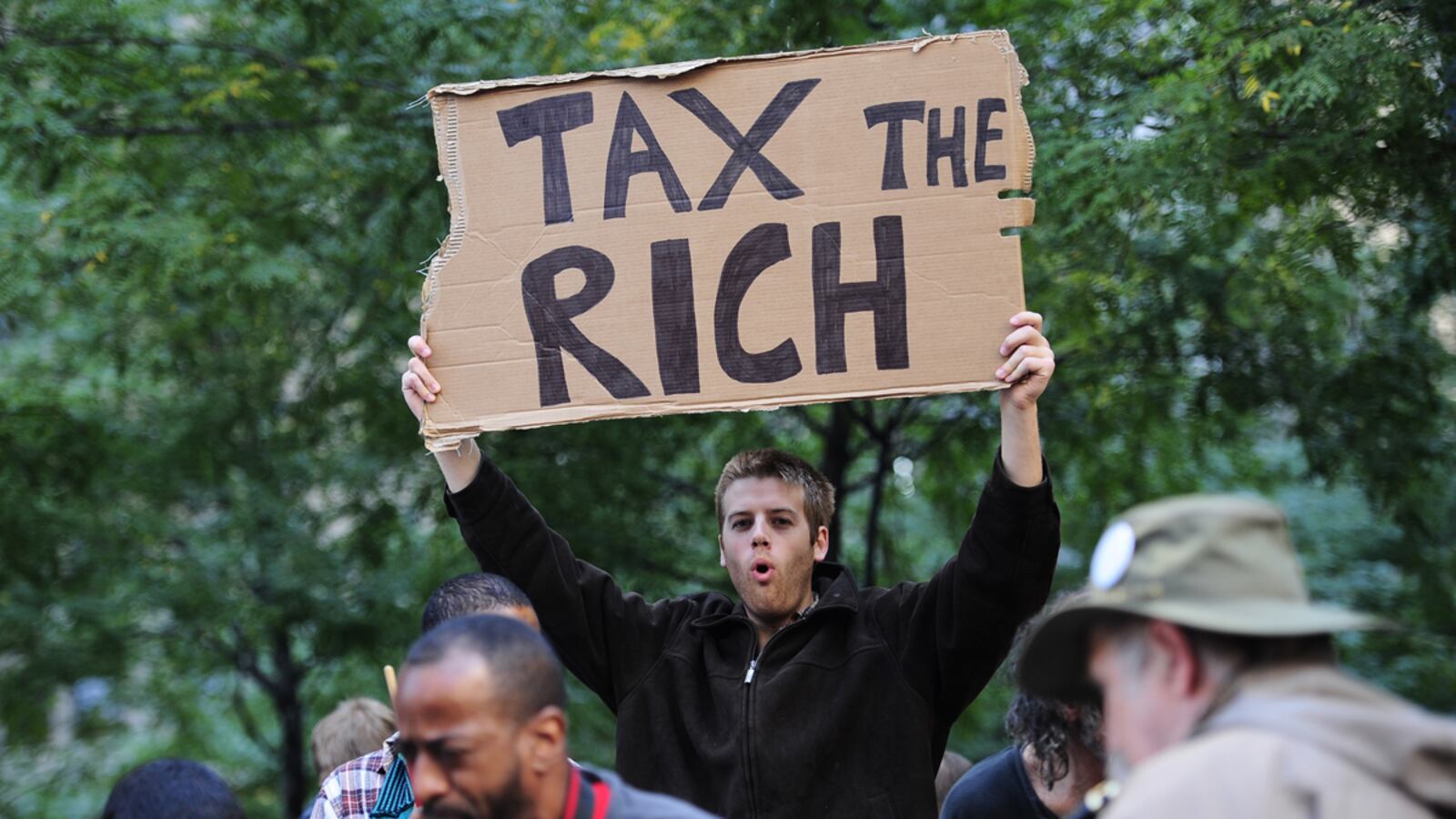 cheats/2011/10/19/how-occupy-wall-street-boosts-the-tea-party/tax-the-rich-occupy-wall-street-cheat_jij3ls