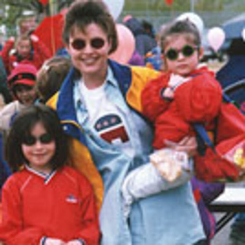 articles/2009/01/01/our-hottest-stories-of-2008/sarah-palin-clothes_2054_uvovmq