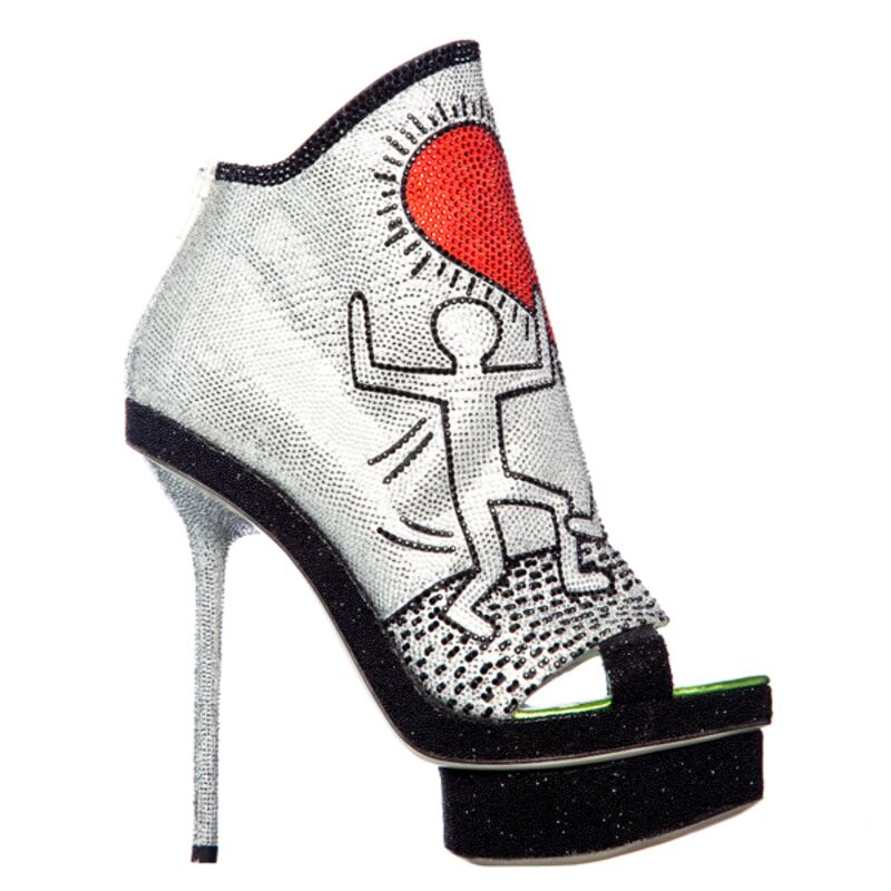 galleries/2012/04/30/designer-nicholas-kirkwood-opens-new-york-store-photos/nicholas-kirkwood-4_m6po7s