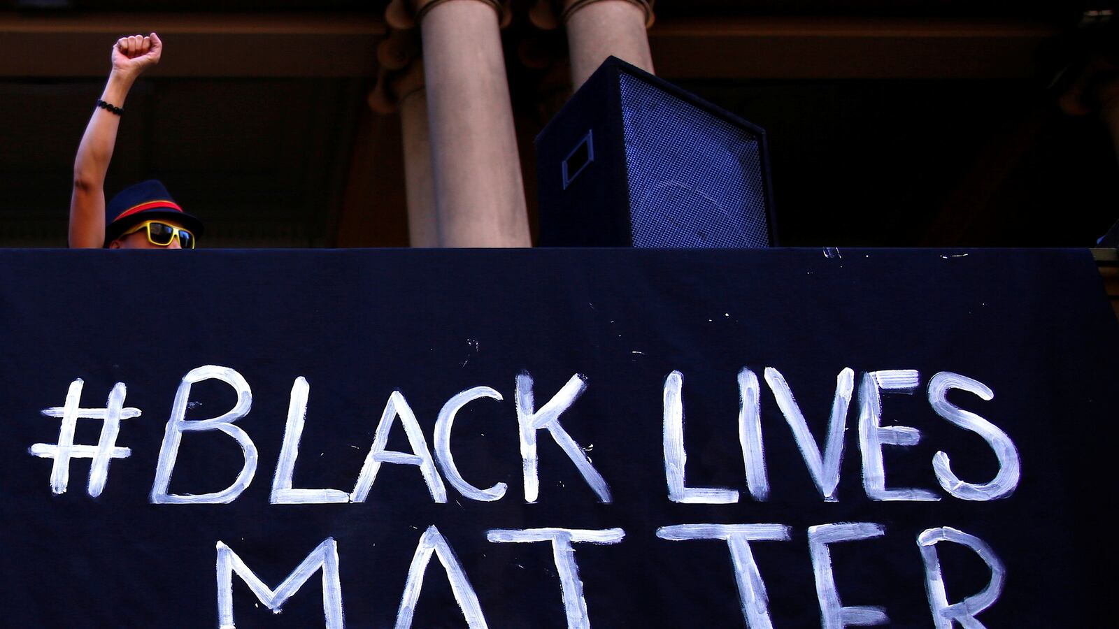 articles/2016/07/25/lawyer-could-see-jail-time-for-wearing-black-lives-matter-pin/160725-weill-blm-pin-tease_mpnwnb