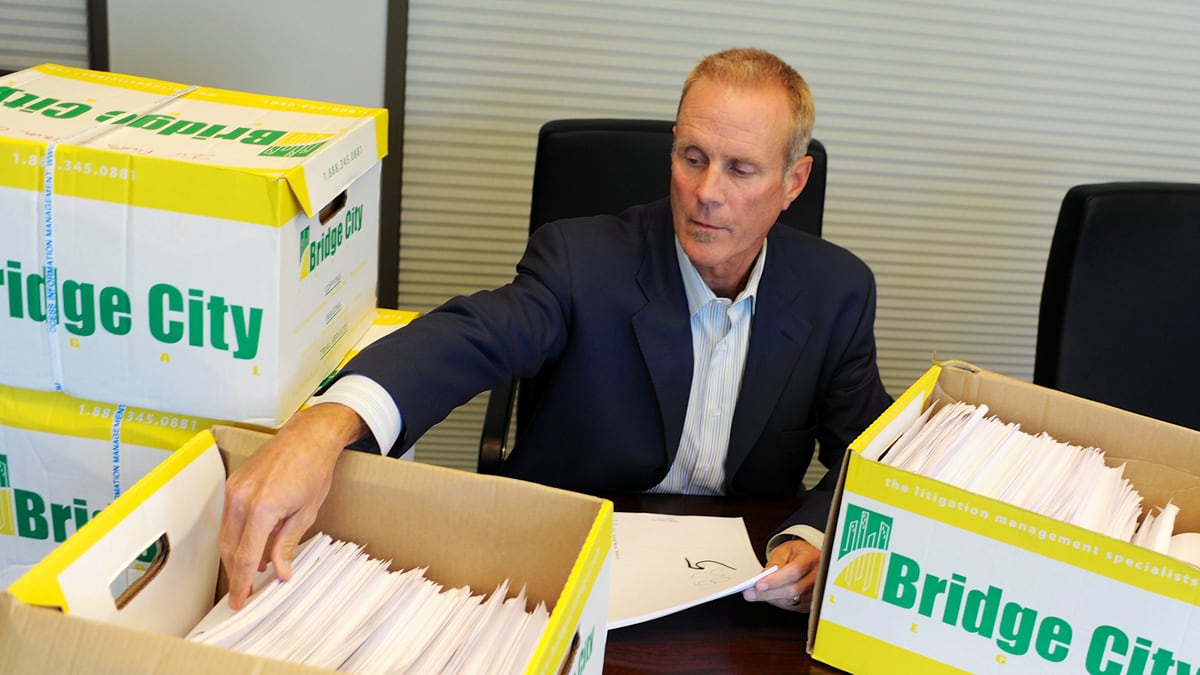 articles/2012/10/18/boy-scout-perversion-files-detail-abuse-charges/ross-boy-scout-pedophiles-doc-tease_peynmk