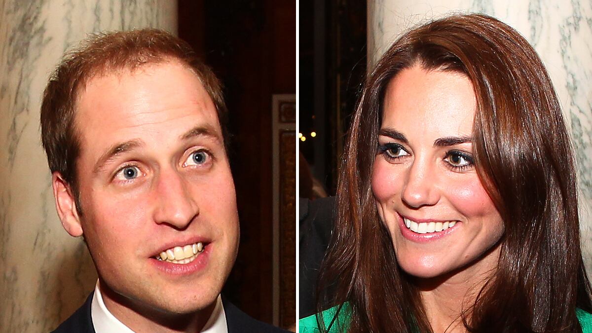 cheats/2011/11/28/will-kate-attend-queen-s-jubilee/william-kate-reunite-cs_revstu