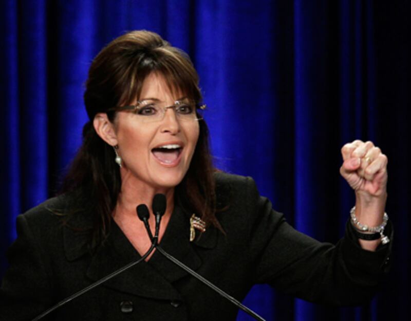 articles/2011/01/27/sarah-palins-pac-reports-post-midterms-donations-haul/walshe-palin-money_155844_znnkfc