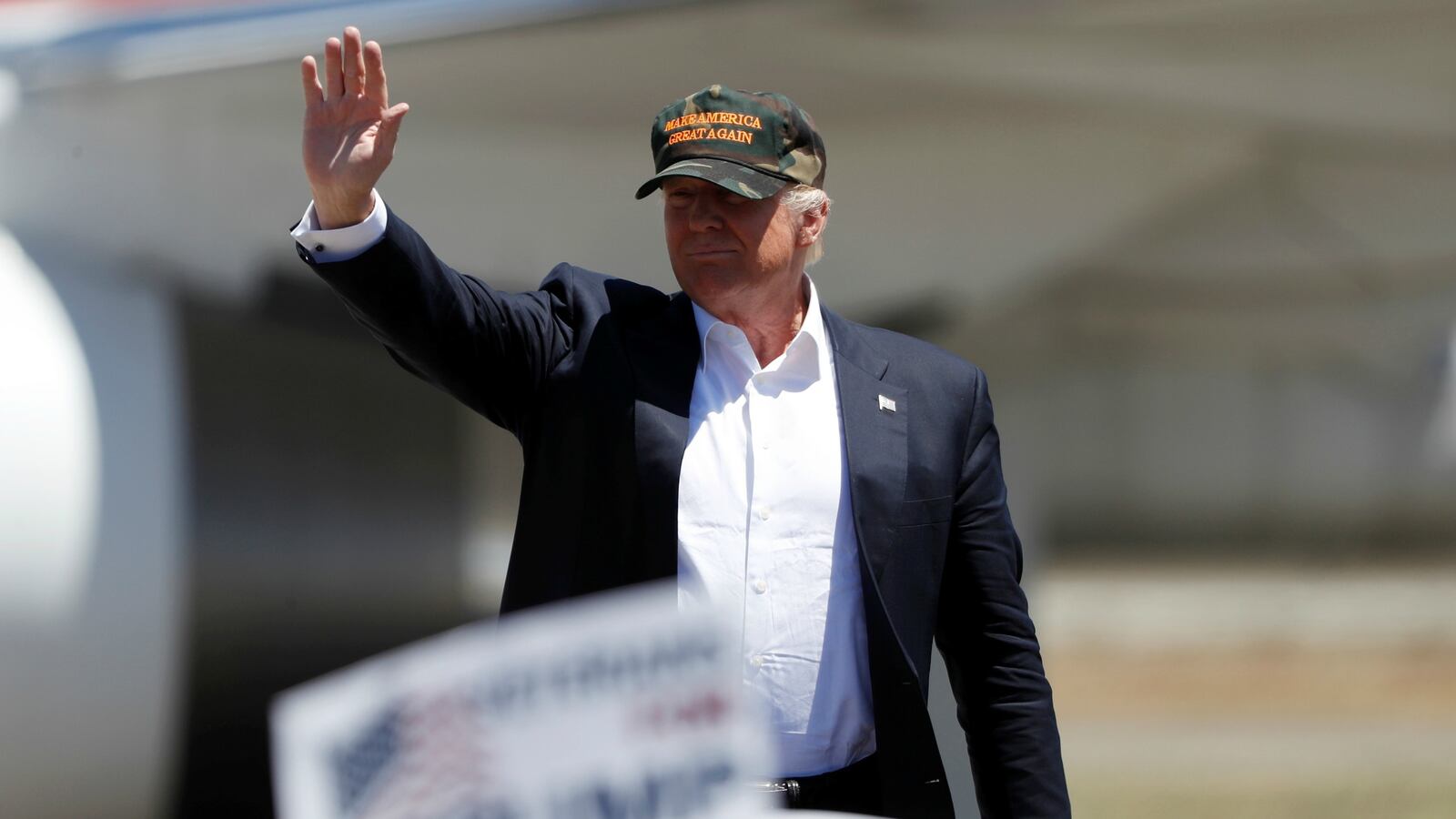 cheats/2016/06/07/gop-lawmaker-leaves-gop-over-trump/160607-trump-iowa-cheat_wpyqod