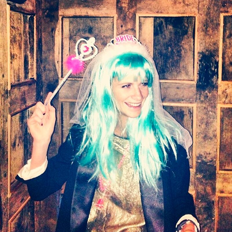 galleries/2013/12/01/from-cara-delevingne-to-kim-kardashian-the-11-best-fashion-instagrams/delevingne_dtd6l2