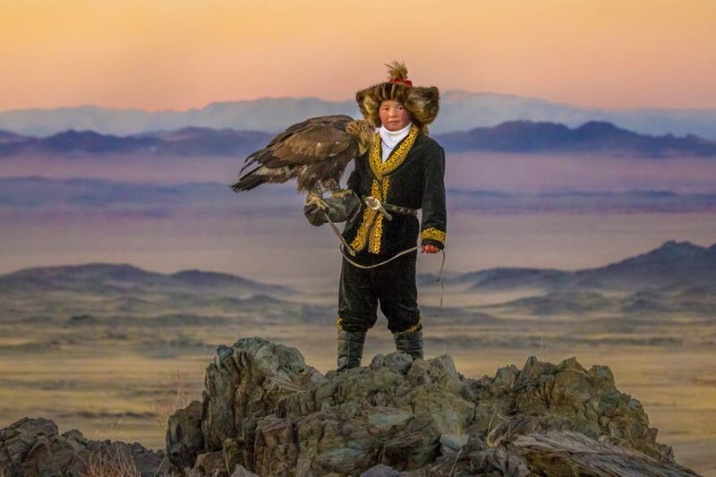 galleries/2016/09/06/fall-2016-s-must-see-movies-marvel-superheroes-brad-pitt-s-sexy-spy-and-j-k-rowling-s-return/160826-stern-fall-films-eagle-huntress_ohqpwl