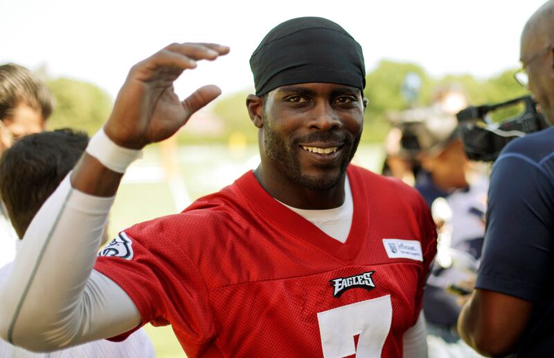 galleries/2013/07/24/carlos-danger-george-fox-and-more-celebrity-alter-egos-photos/130723-pseudonyms-vick_oftpsw