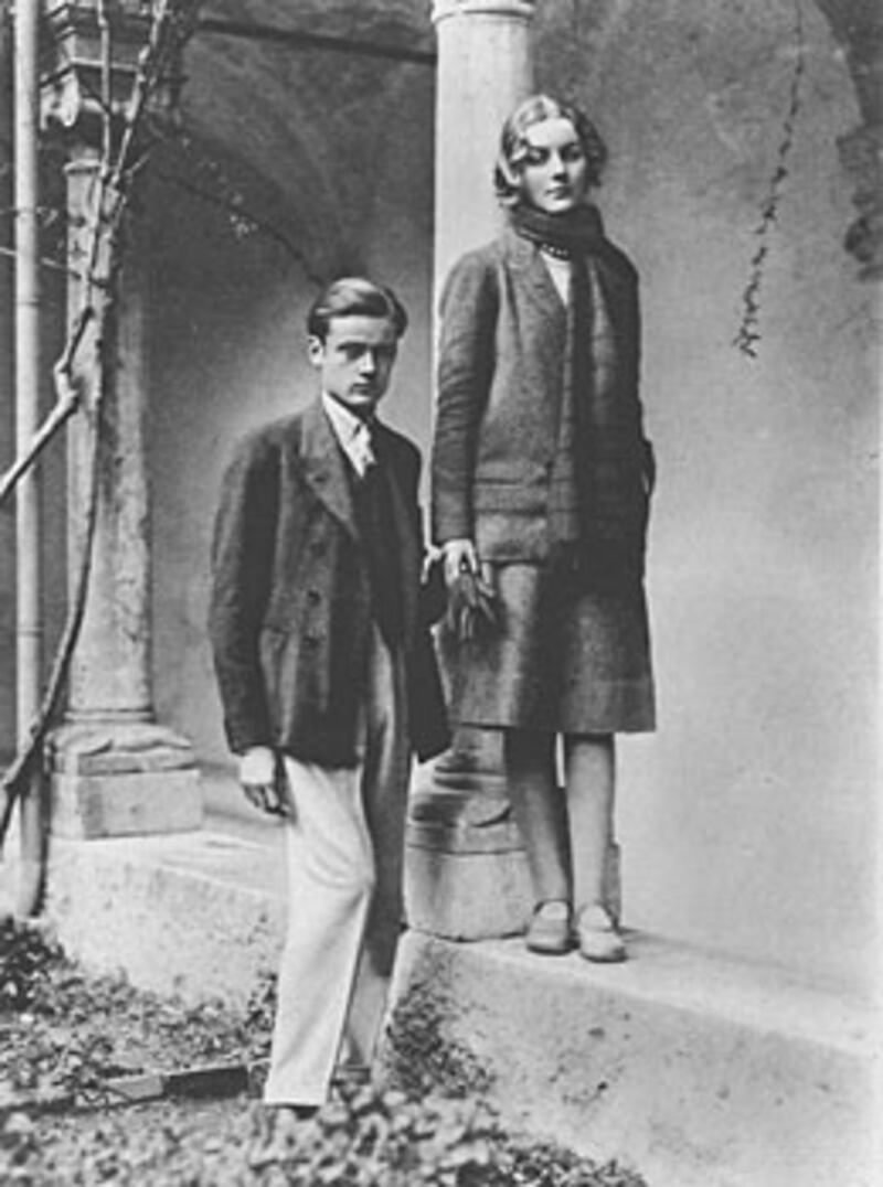 galleries/2009/01/23/bright-young-people/bright-young-people---8_thhxrd