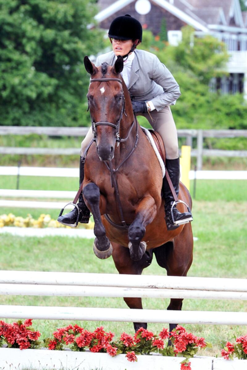 galleries/2010/10/07/women-on-horses/women-on-horses---bensimon_pxfadc