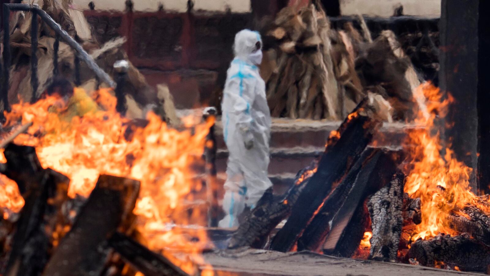 210611-axe-coronavirus-deaths-tease_nmq2np