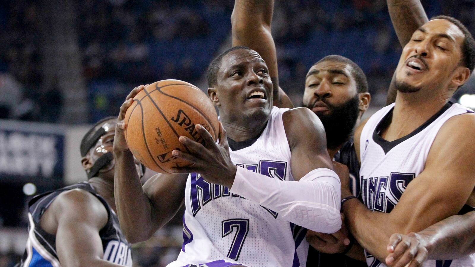 cheats/2016/06/17/nba-player-charged-with-domestic-violence/160617-kings-player-cheat_gnys9o