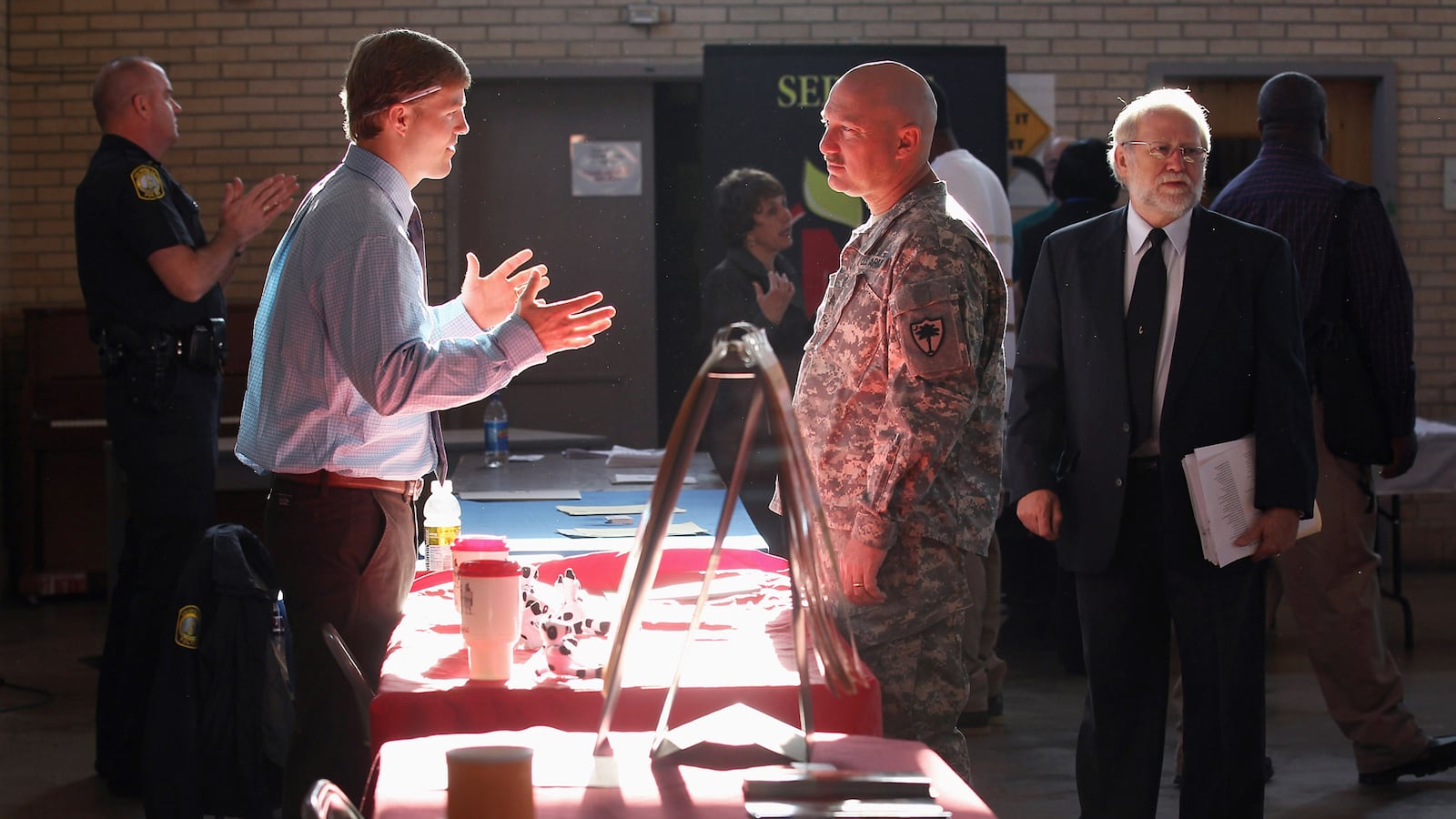 articles/2012/06/25/a-job-to-kill-for-unemployed-spurn-detroit-veteran-hiring-fair/buzzell-veteran-jobs-embed_zf02p6