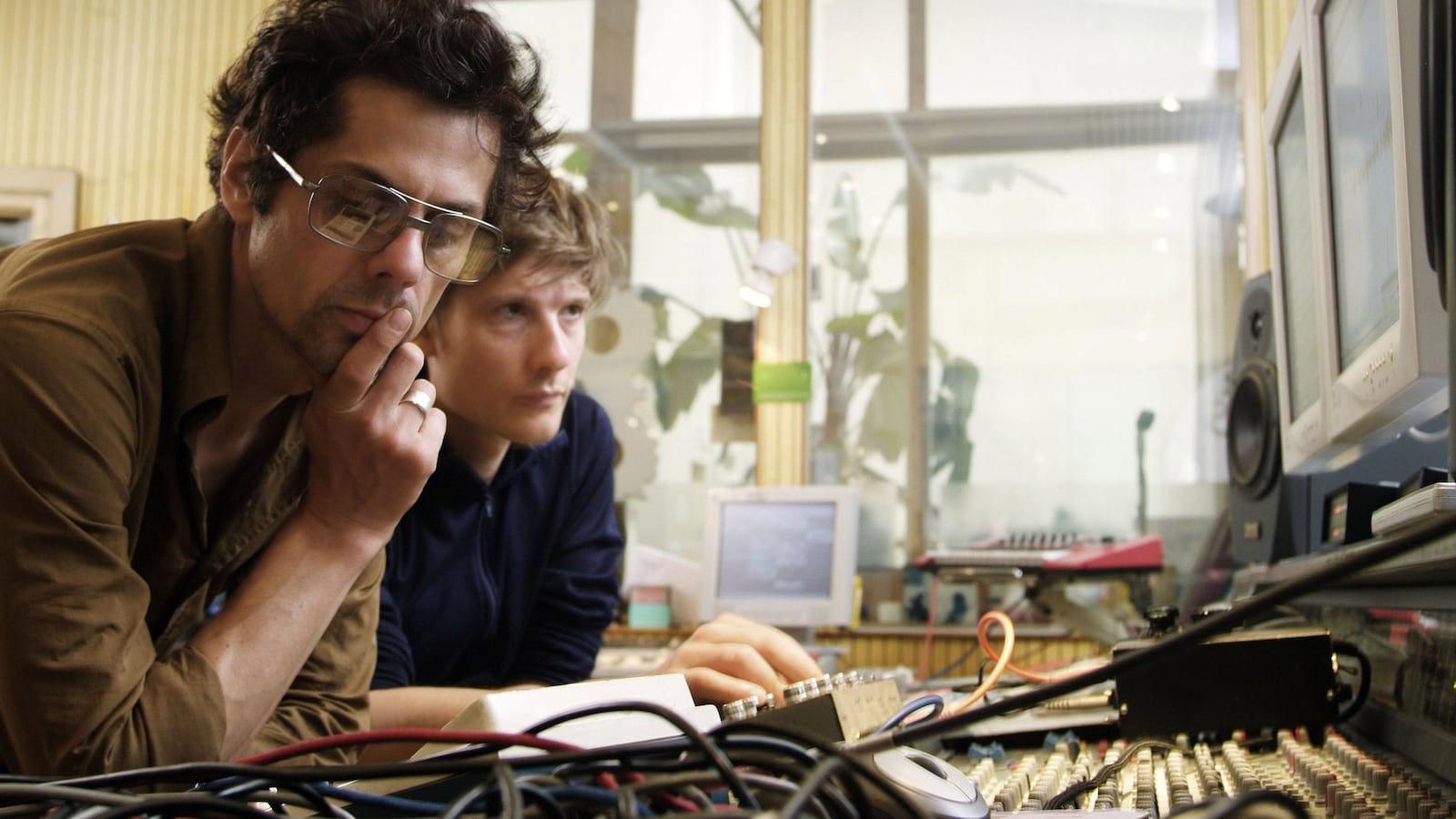 180412-trench-mouse-tease_ppjple