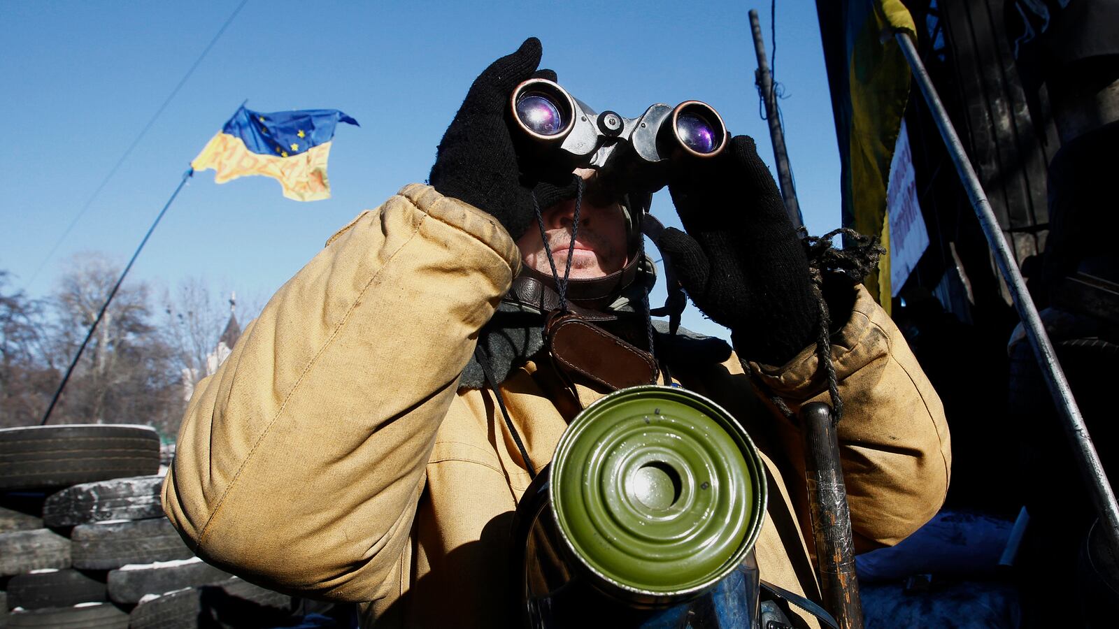 cheats/2014/01/31/ukraine-prez-repeals-protest-law/140131-ukraine-president-cheat_pjlhf7