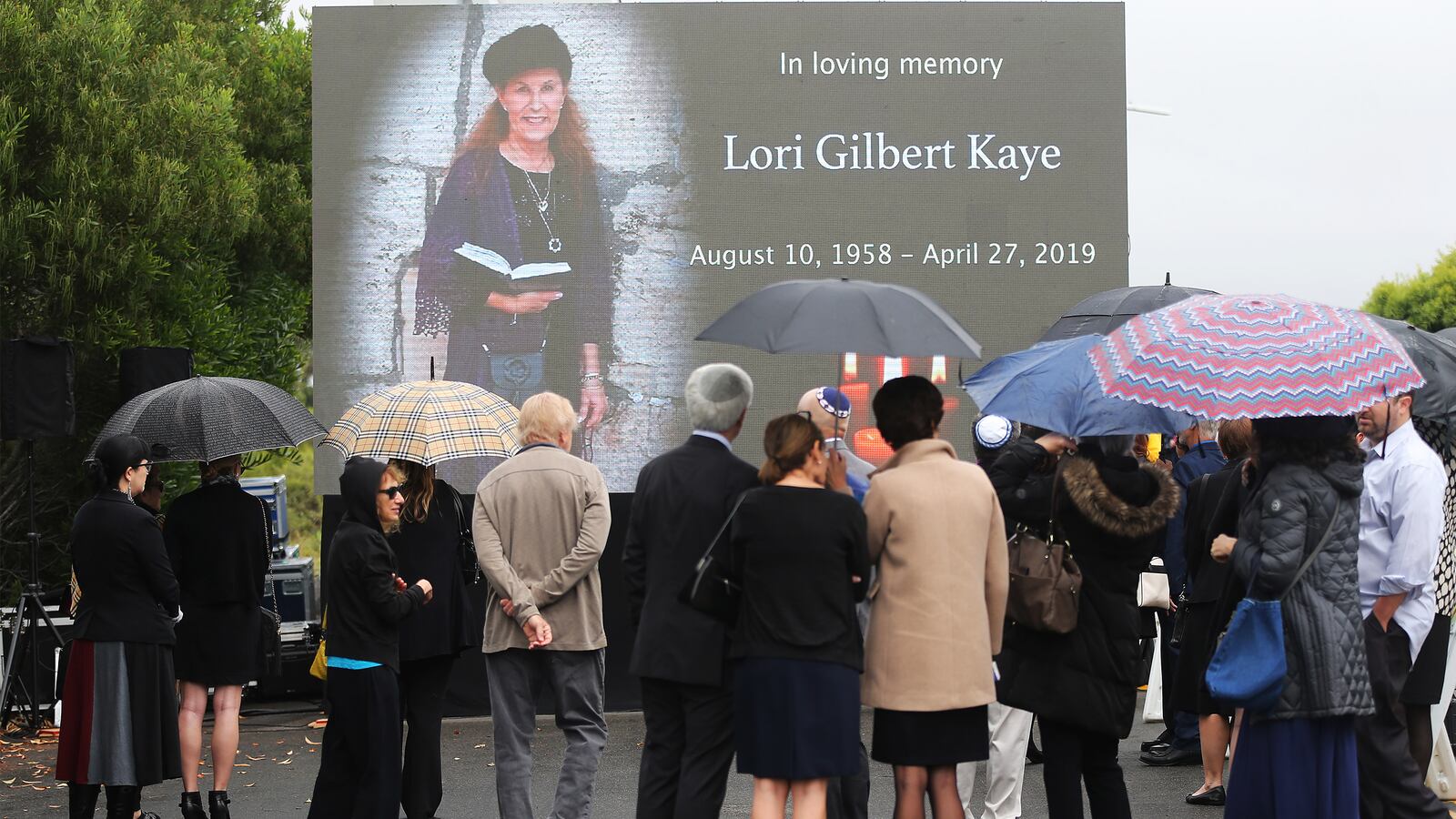 192904-moran-lori-kaye-tease_dcnodn