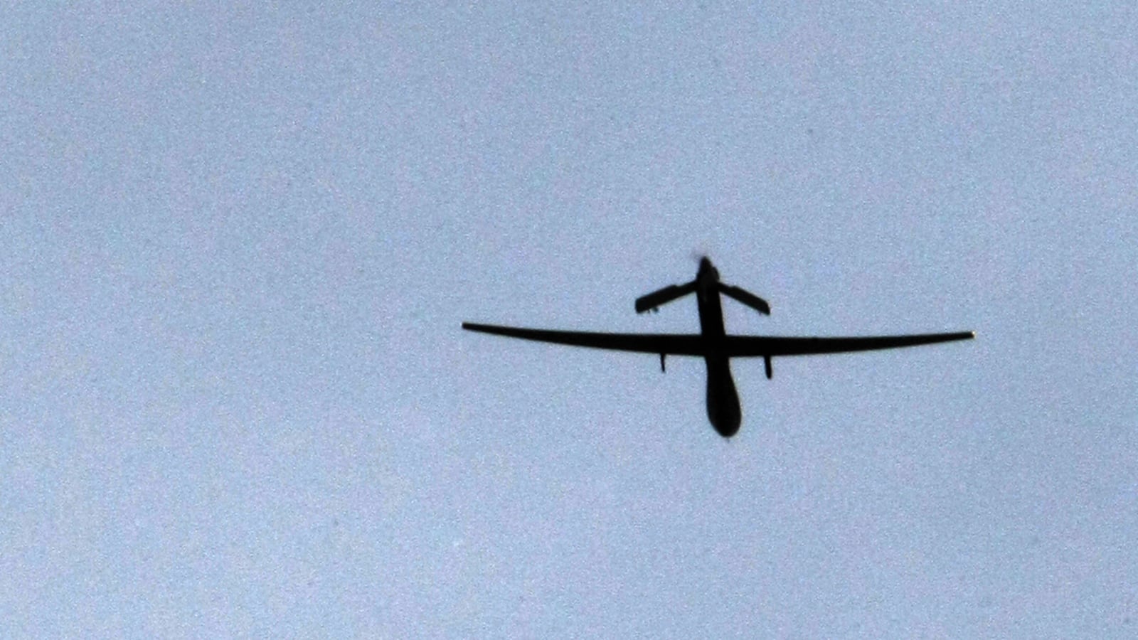 cheats/2011/12/06/drone-crashed-in-iran-cia-mission/iran-shoots-down-us-drone-cs_pgm1ki