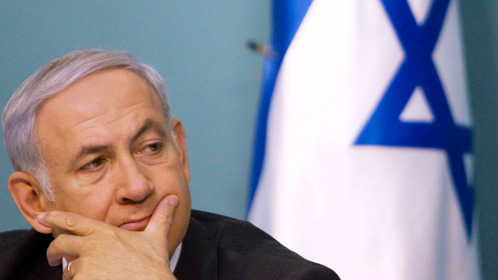 articles/2013/12/02/memo-to-bibi-netanyahu-it-s-time-to-build-an-arsenal-of-awe/131201-green-israel-tease_rebrj3