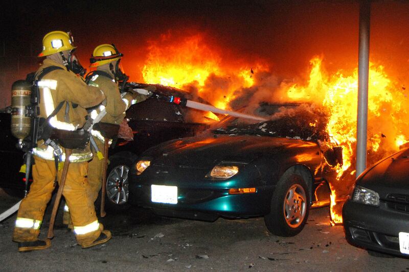 articles/2012/01/03/los-angeles-serial-arson-suspect-charged/la-arson-fires-pelisek_ujawwx