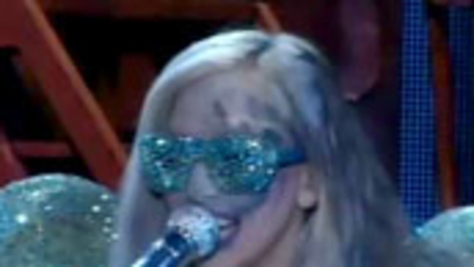 articles/2010/02/01/8-most-outrageous-grammy-moments/video-best-grammy-moments---gaga_78946_ulzq5j