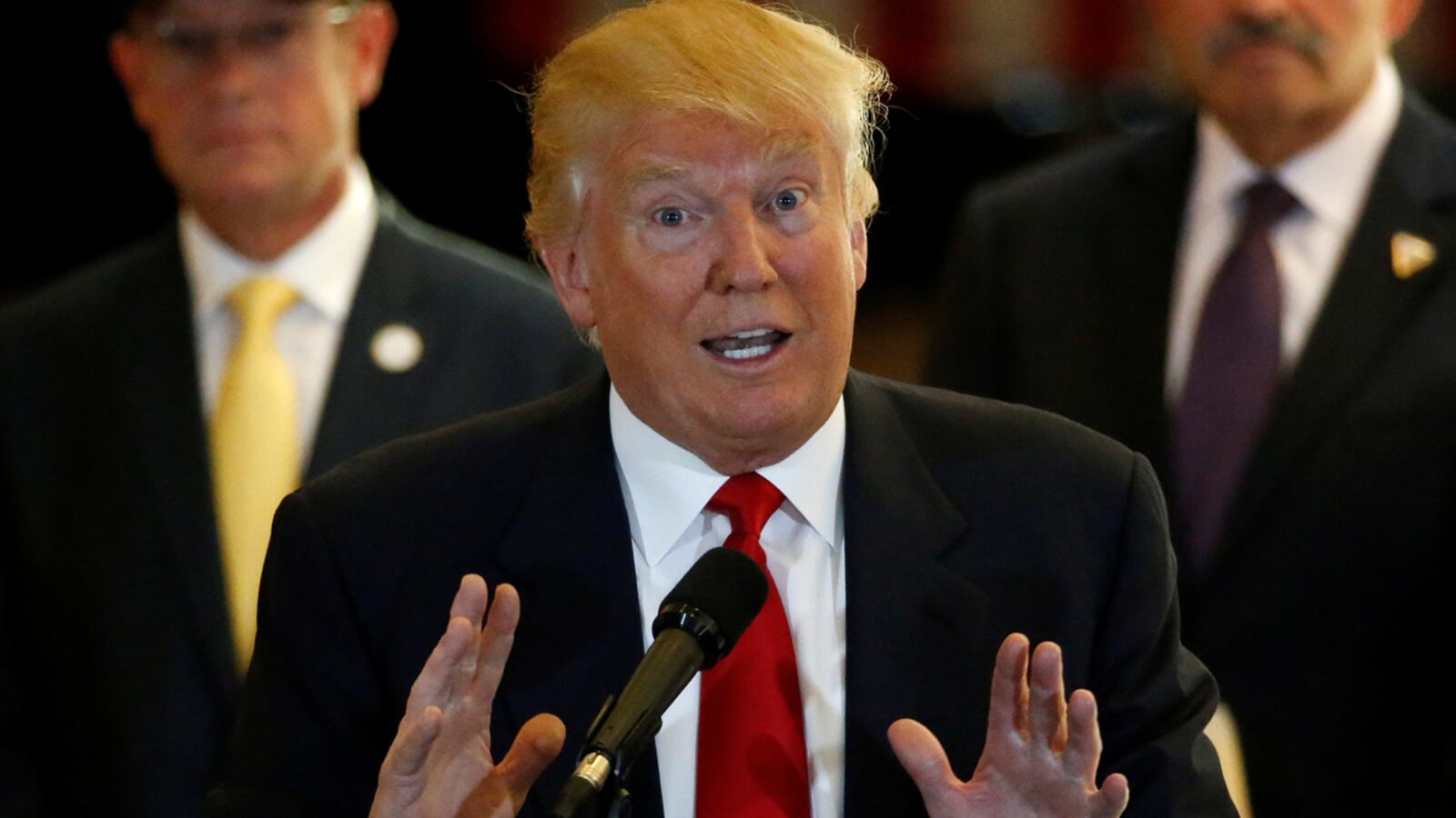 cheats/2016/06/01/trump-crafted-disputed-university-ads/160601-trump-u-cheat_lrv397