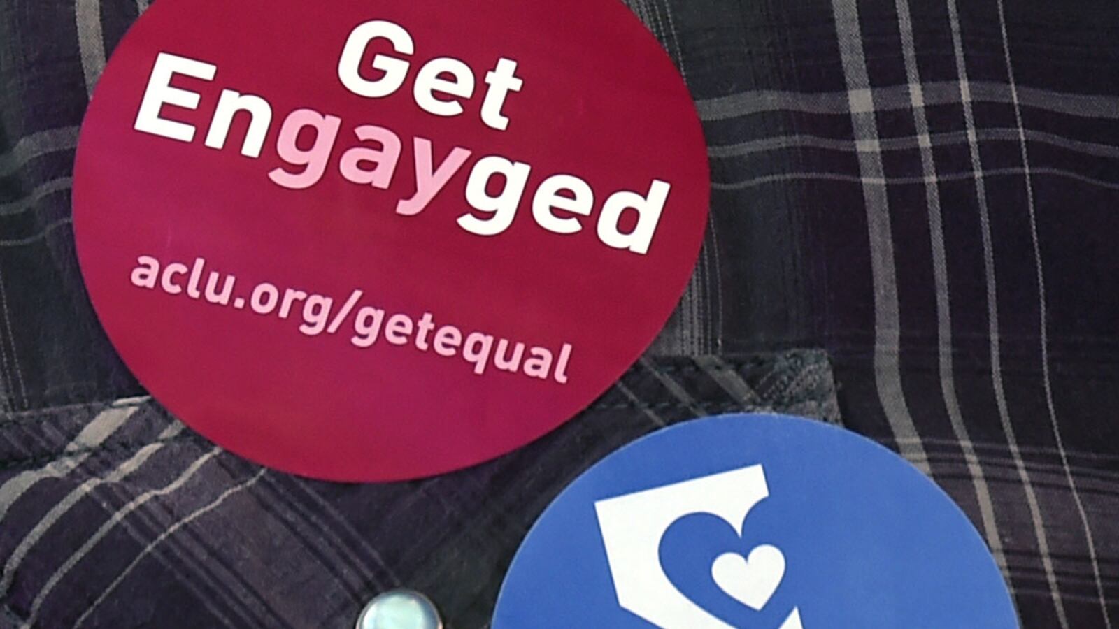 cheats/2014/11/26/ak-ms-gay-marriage-bans-tossed/141126-gay-marriage-cheat_dpvrpa