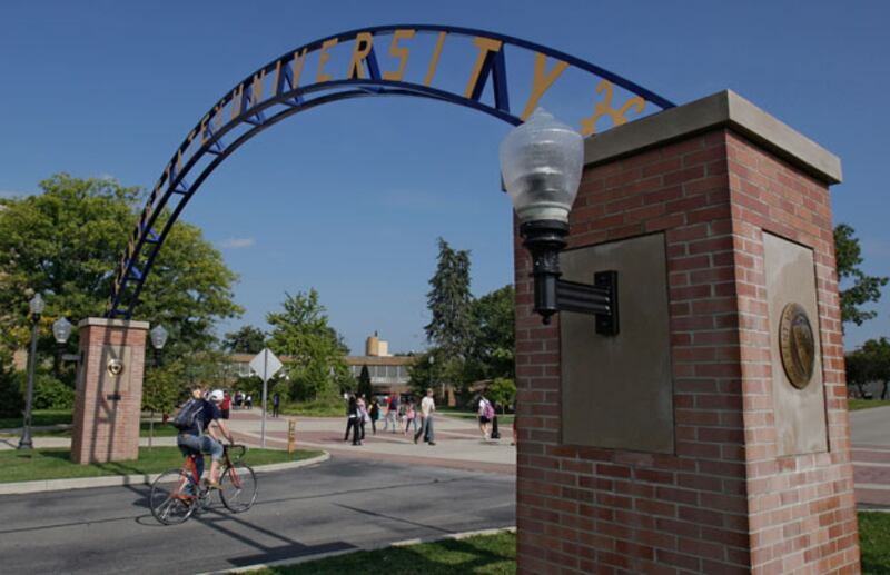 galleries/2010/12/11/druggiest-colleges/druggiest-colleges---kent-state-university_pyaqwa