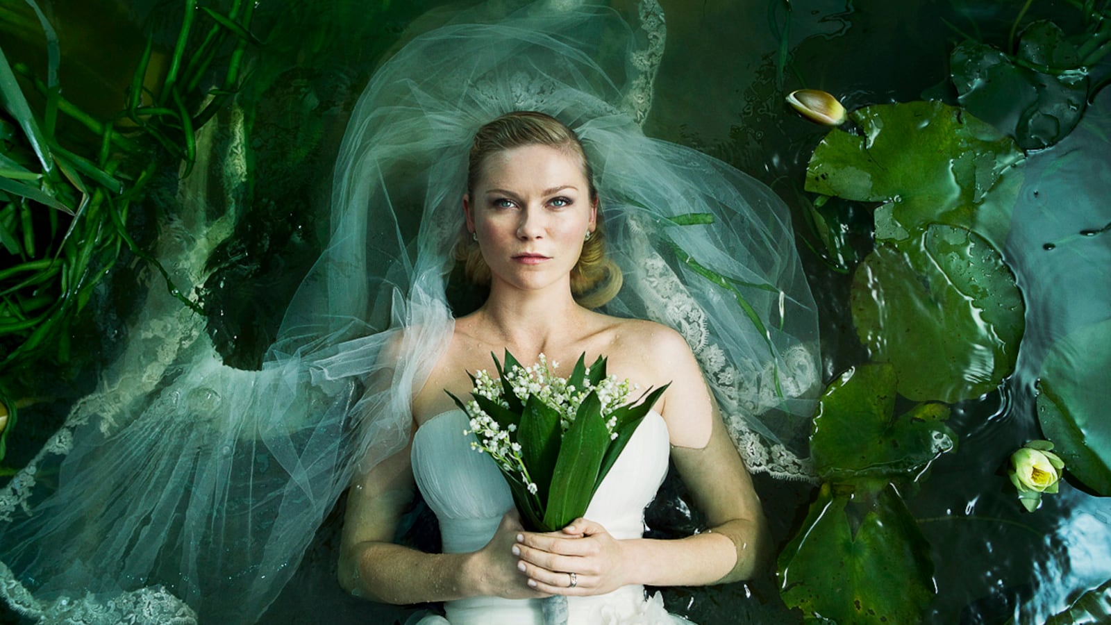 cheats/2011/11/13/o-heir-go-see-melancholia/kirsten-dunst-melancholia-rushfield_yineom