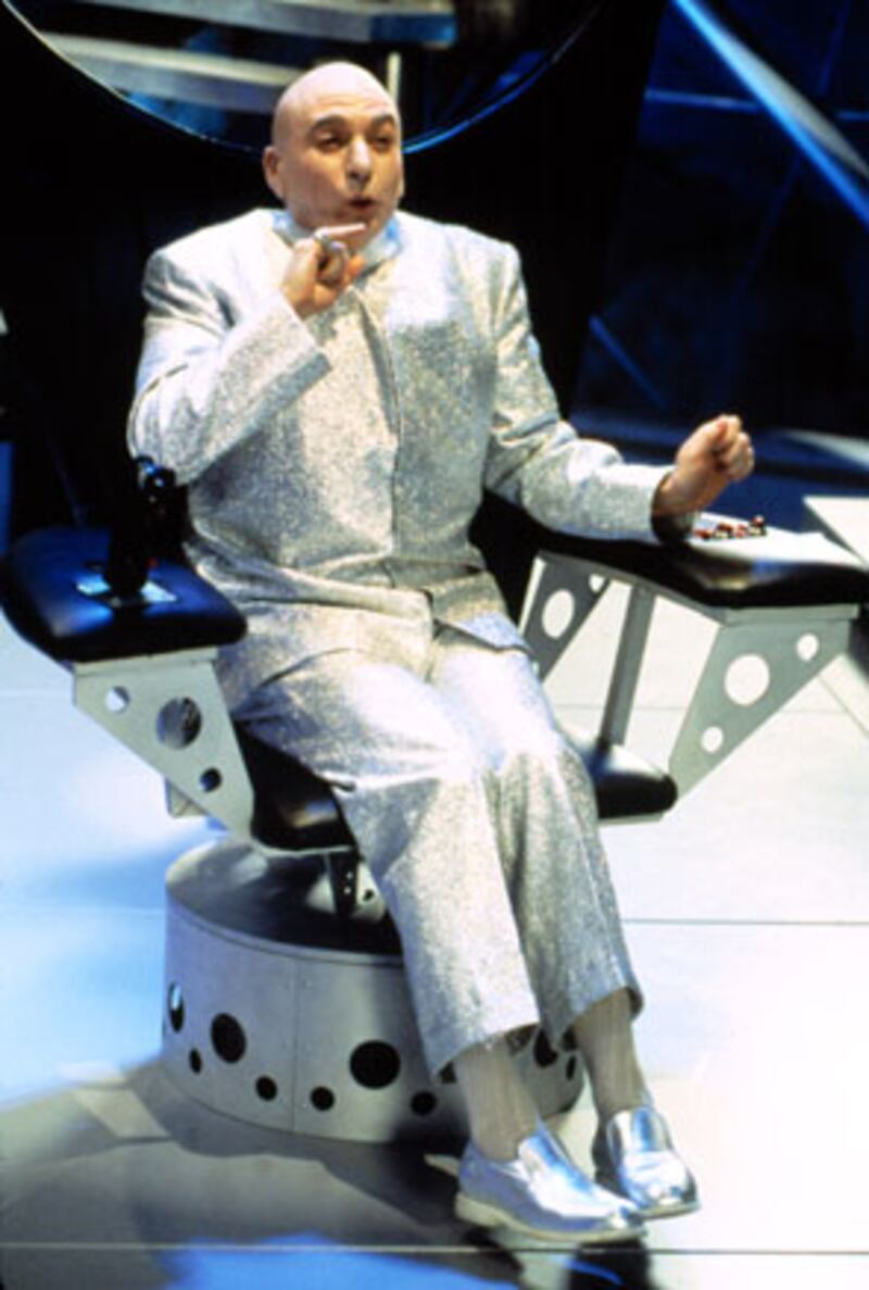 galleries/2010/07/08/villains-as-fashion-heroes/villain-couture---evil_b2i0jt