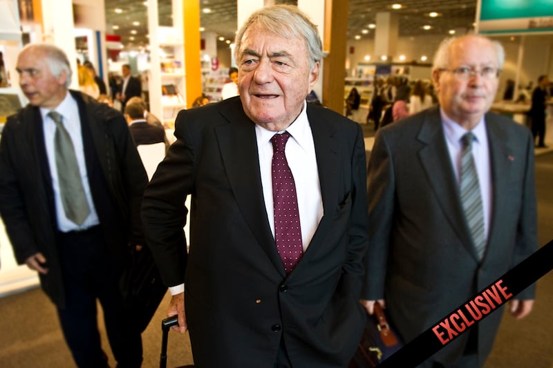 articles/2012/02/07/claude-lanzmann-shoah-director-is-detained-at-israeli-airport-after-allegedly-trying-to-hug-and-kiss-a-female-security-agent/shoah-director-held-claude-lanzmann-ephron_yiuodk