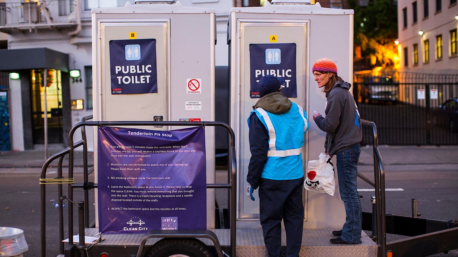 cheats/2015/04/08/solar-powered-toilets-keep-sf-clean/150408-solar-power-toilet-cheat_kmeida