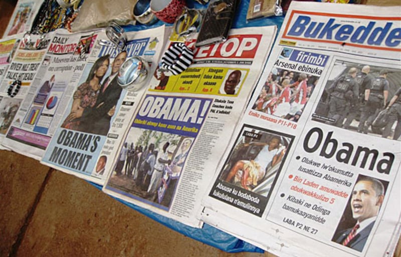 galleries/2008/11/14/obama-in-uganda/obama-uganda-3_i7vc1t