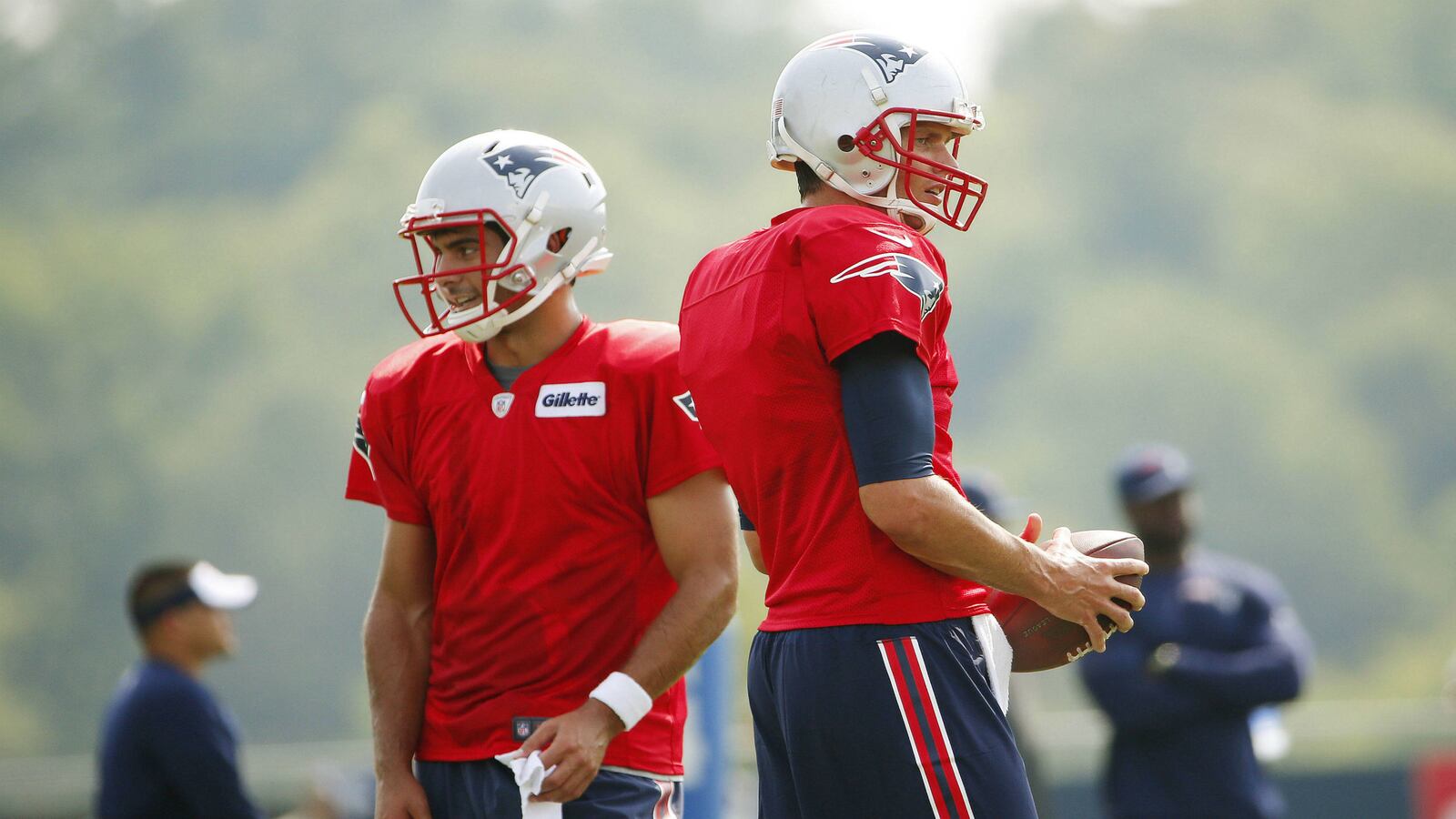 cheats/2015/07/30/patriots-trolled-at-training-camp/150730-tom-brady-patriots-training-camp_yc3azx