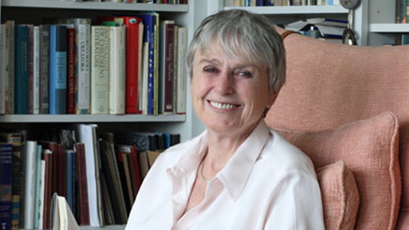 articles/2013/08/31/she-who-came-after-tolkien-before-rowling/130829-susan-cooper-garth-tease_x5e0em