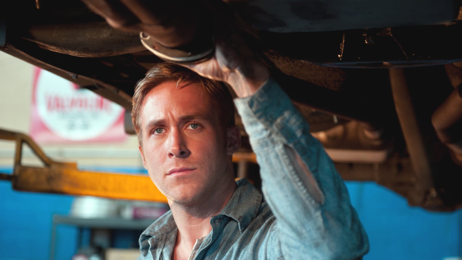 articles/2011/09/16/ryan-gosling-s-drive-and-ides-of-march-george-clooney-nicolas-winding-refn/ryan-gosling-lee_v7l98a