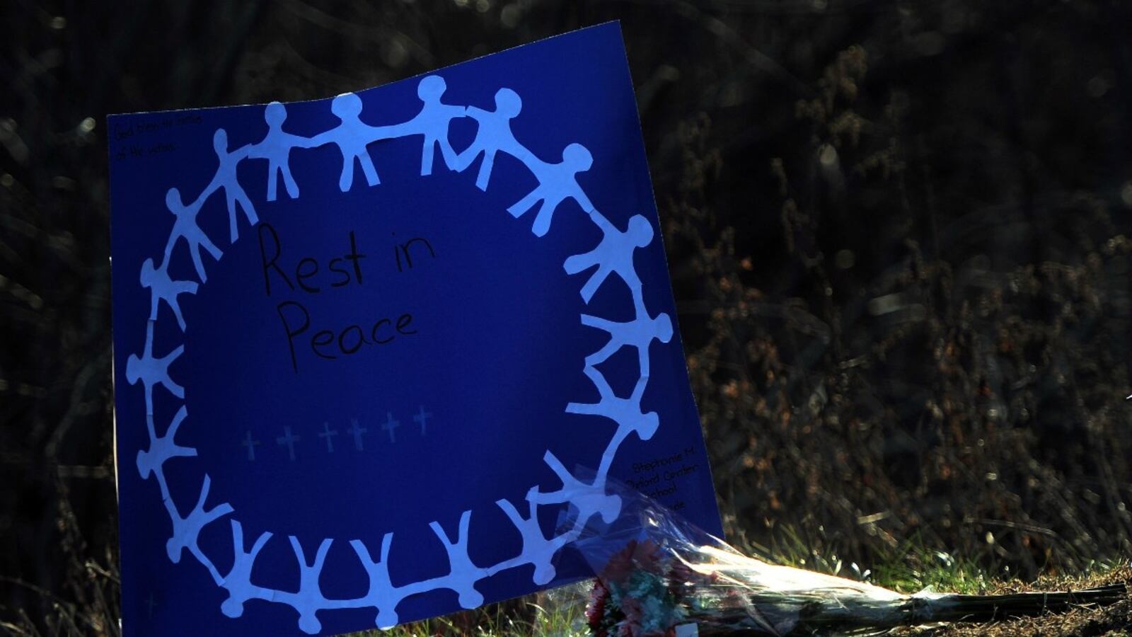 cheats/2012/12/15/some-victims-shot-11-times/newtown-11-shots-fired_ek28lb