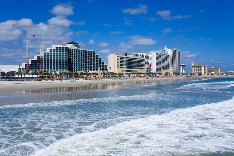 galleries/2011/07/31/most-popular-us-beaches-photos/daytona-beach_ffsgu4
