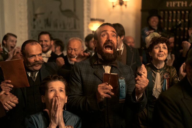 Matthew Macfadyen as Charles Guiteau.