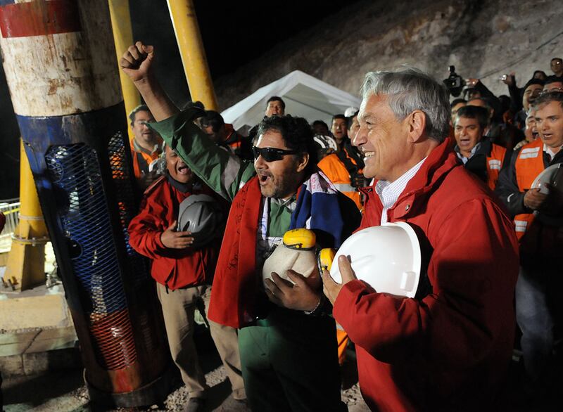 galleries/2010/10/14/the-8-innovations-that-saved-the-miners/miner-technology---rescue-capsule_gnvat8