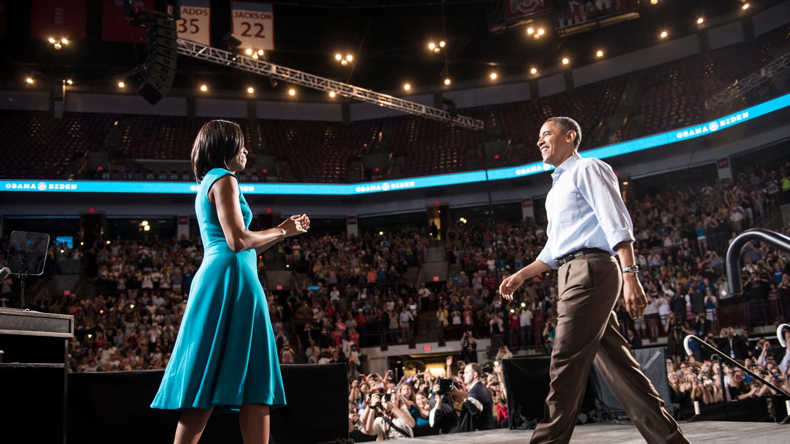 cheats/2012/05/05/obama-holds-first-rallies/obama-campaign-ohio-cheat_avzeoj